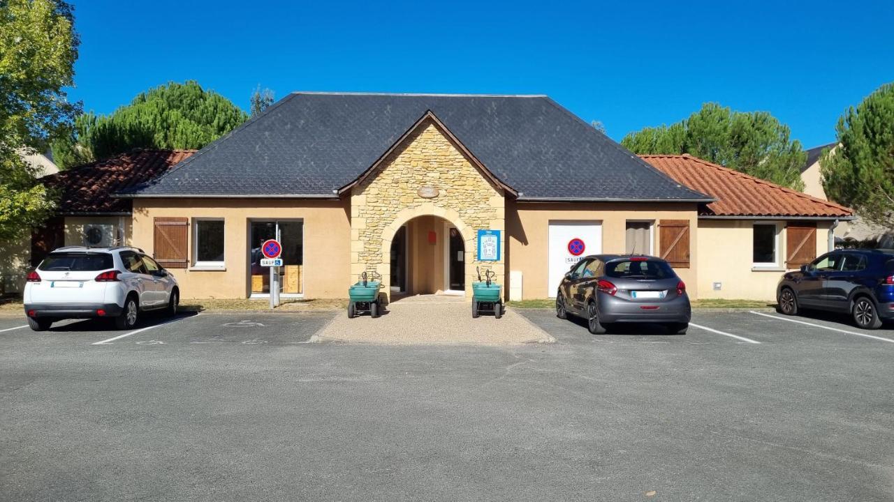 蒙蒂尼亚克Le Hameau Du Moulin别墅 外观 照片